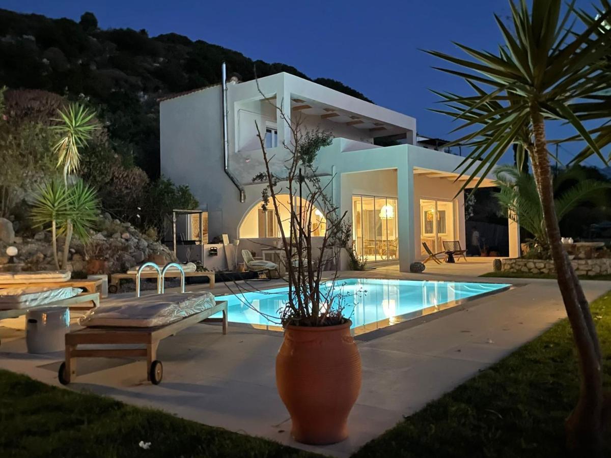 פלאקה Shigaya Boutique Villa מראה חיצוני תמונה