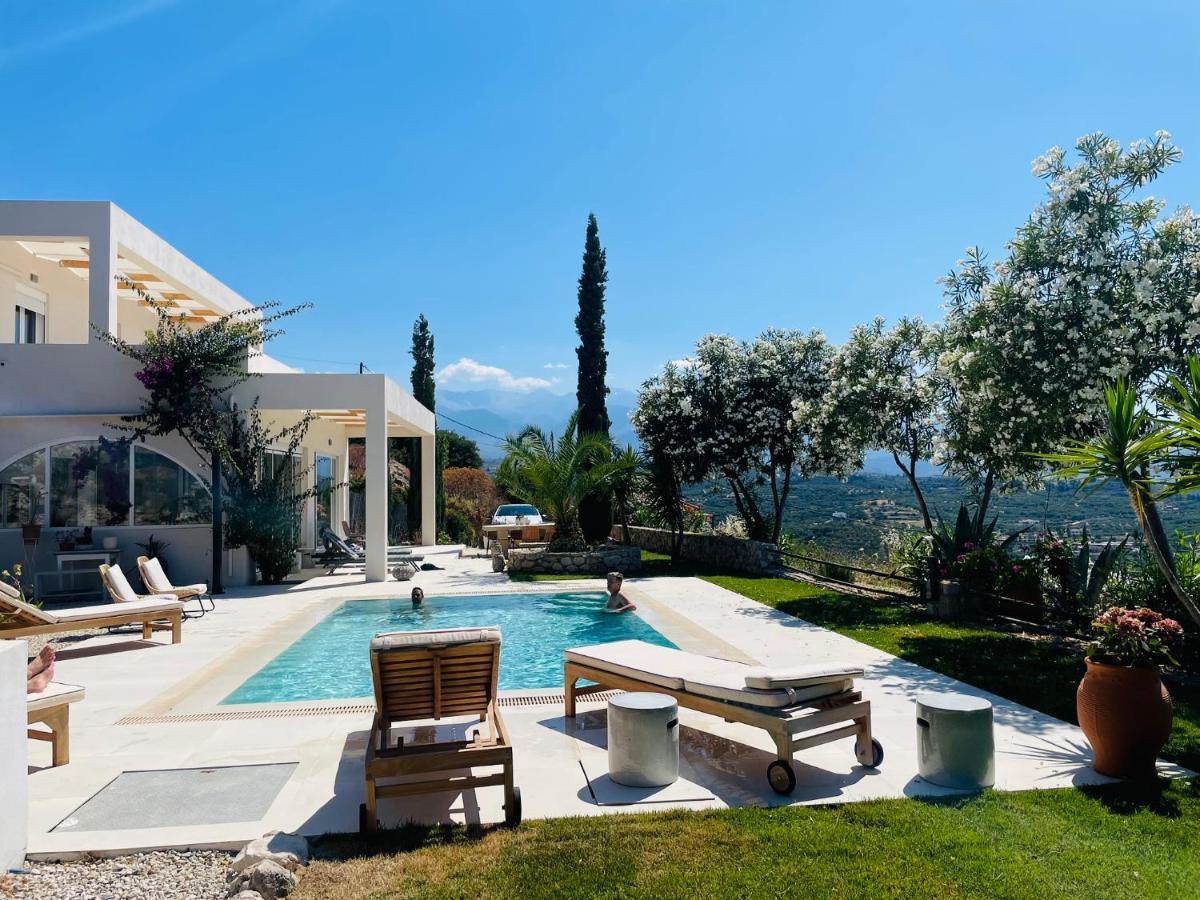 פלאקה Shigaya Boutique Villa מראה חיצוני תמונה